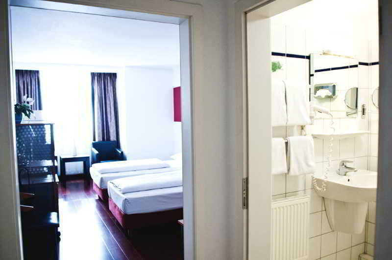 Rugs Hotel Duesseldorf Zewnętrze zdjęcie