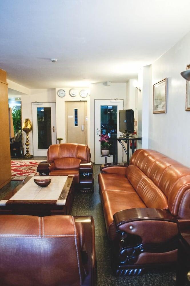 Rugs Hotel Duesseldorf Zewnętrze zdjęcie