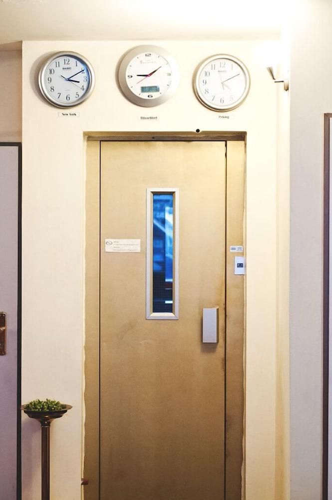 Rugs Hotel Duesseldorf Zewnętrze zdjęcie
