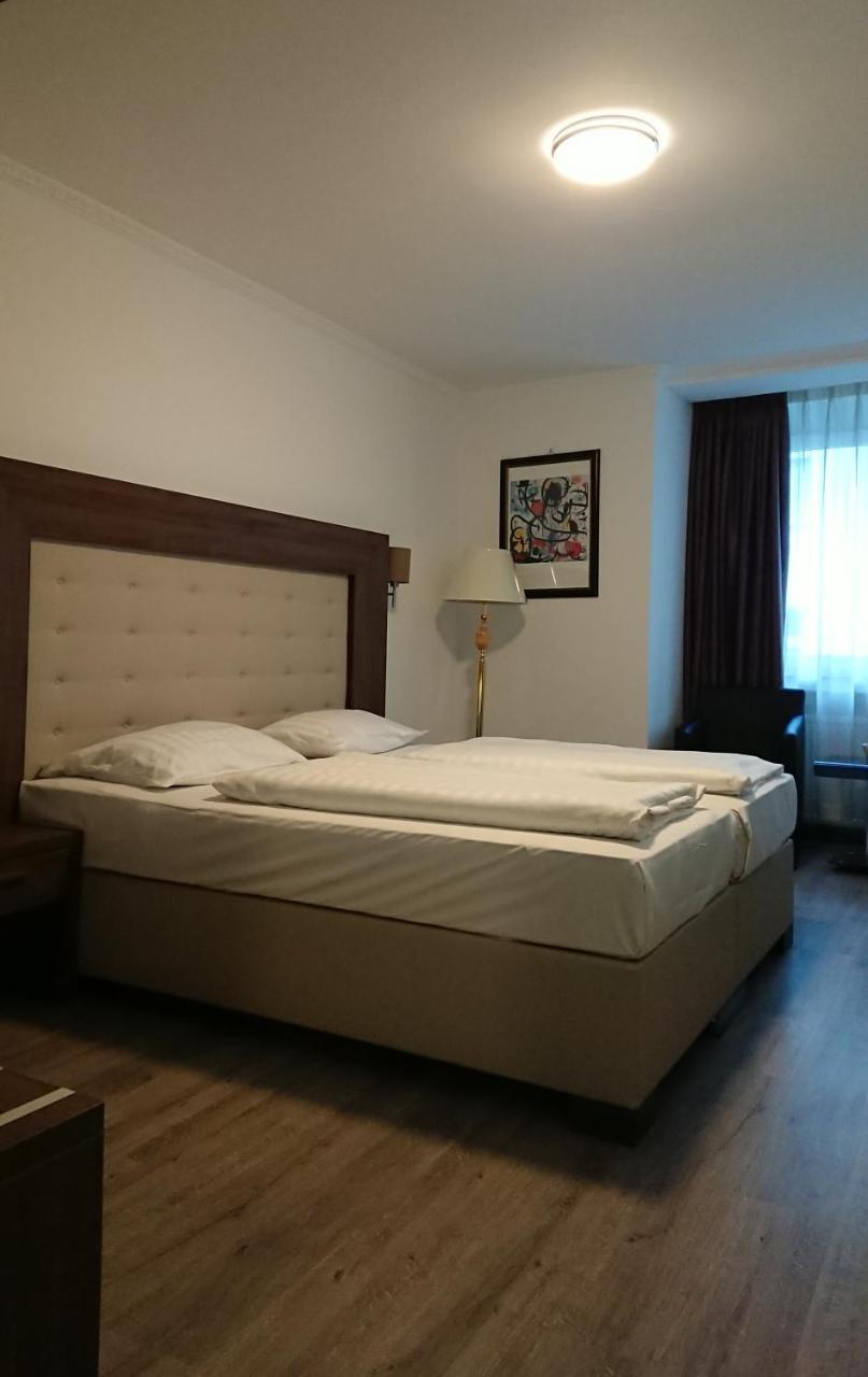 Rugs Hotel Duesseldorf Zewnętrze zdjęcie