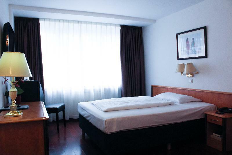 Rugs Hotel Duesseldorf Zewnętrze zdjęcie